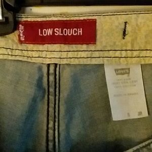 Levis  low slouch New